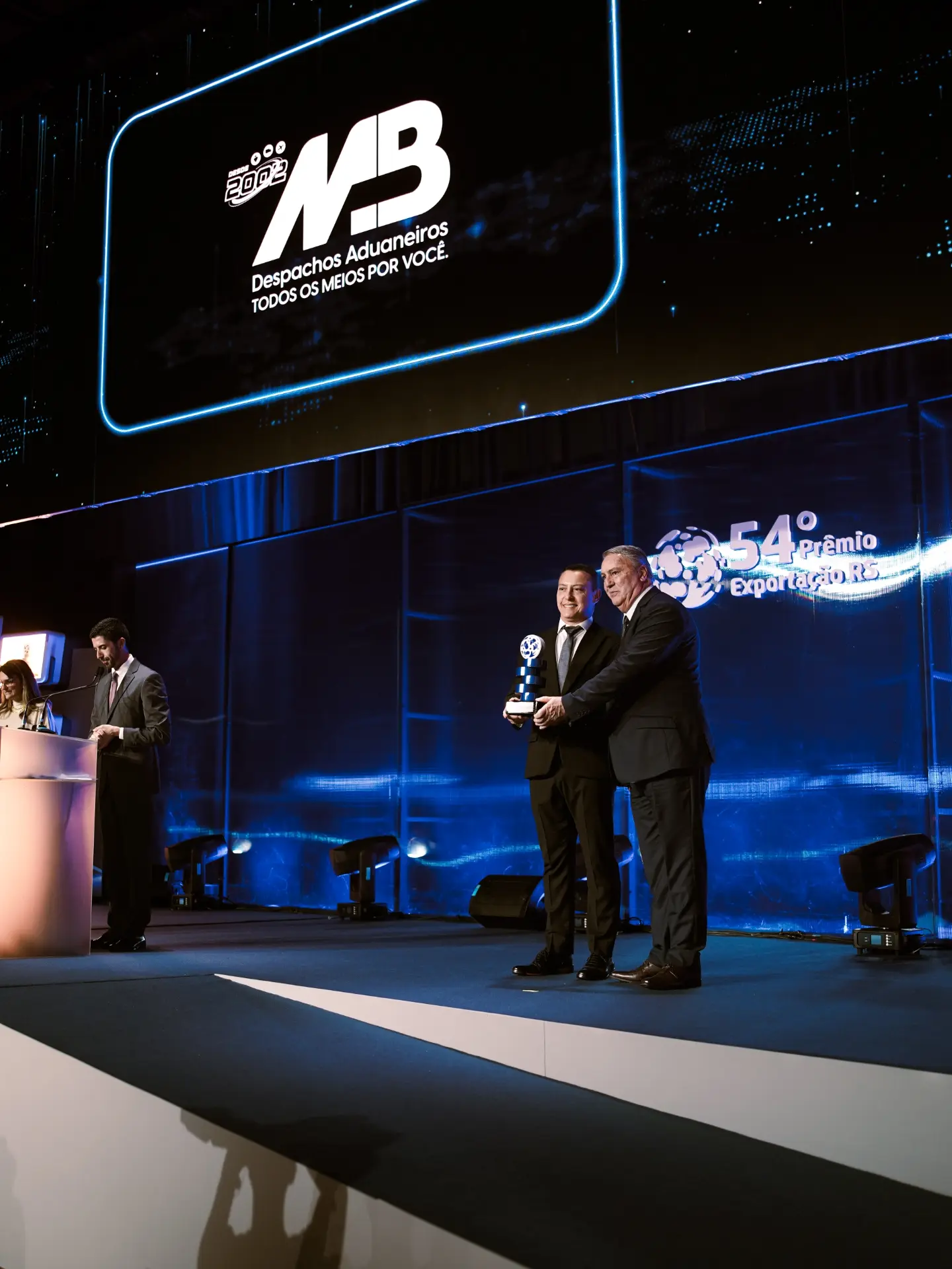 MB Despachos homenageada no palco do 54º Prêmio Exportação RS